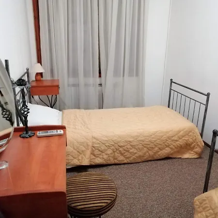 хотел-ресторант тиролиа *