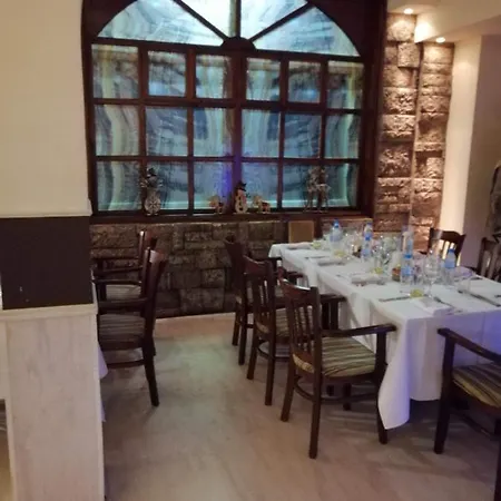 хотел-ресторант тиролиа Hotel Gorna Oryakhovitsa
