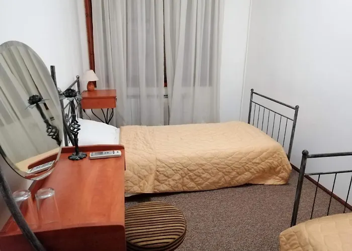 хотел-ресторант тиролиа *